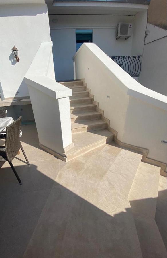 Duje & Roko Apartments Šibenik Екстериор снимка