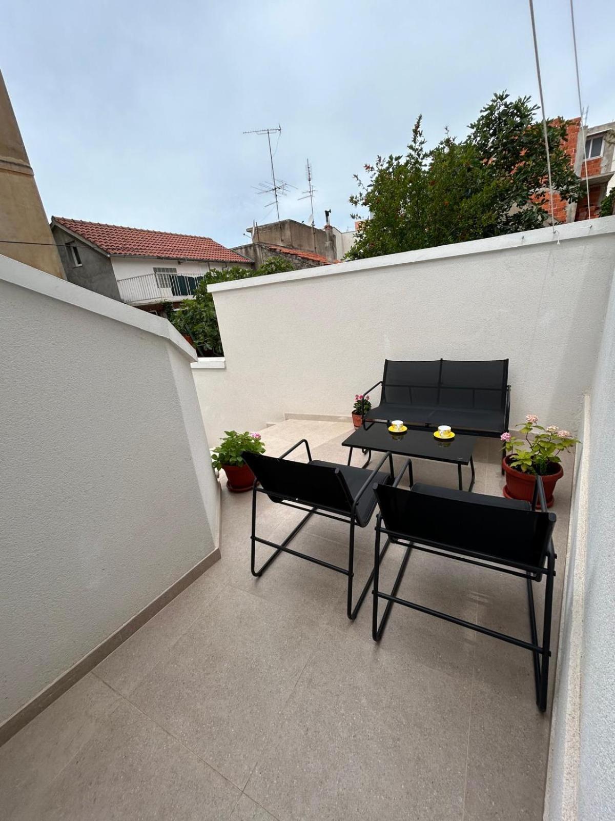 Duje & Roko Apartments Šibenik Екстериор снимка